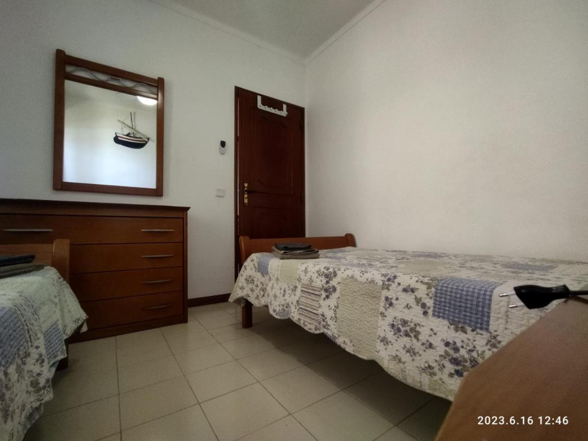 Cozy Apartment in Quarteira Exterior foto