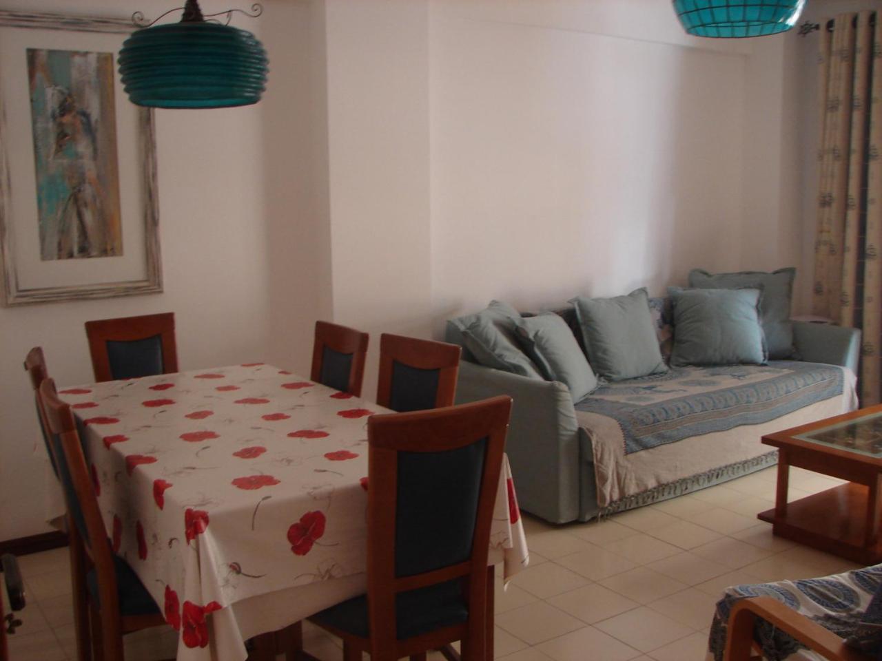 Cozy Apartment in Quarteira Exterior foto